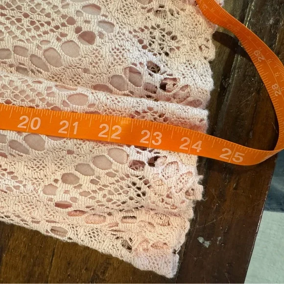 TEMPTATION POSITANO Designer Lace Light Baby Pink Top Blouse Size XS - Picture 7 of 7